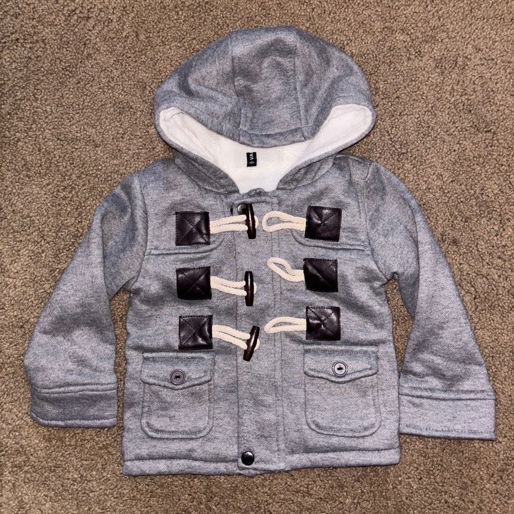Vangull. Gray Toggle Kids Jacket. Size 24 m